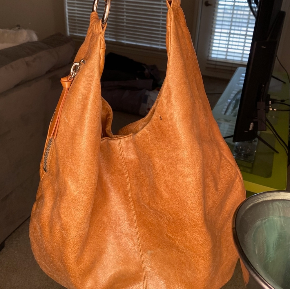 On The Shoulder One strap - Hobo Bag